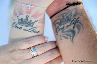 Partner Tattoos und Ehering